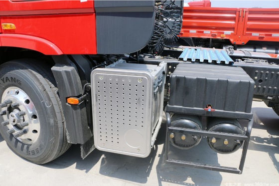 DONG FENG 36T CNG Semi Truck เครื่องยนต์ดึงตามสั่ง รถยนต์ติด 6x4 ขวา