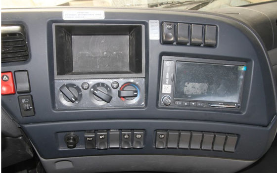 เครื่องยนต์ยนต์หนัก 40T กลาก 6x4 เครื่องยนต์ CNG รถยนต์ 8 ล้อ